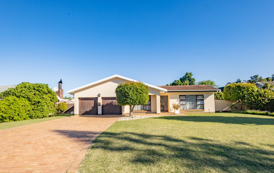 4 Bedroom Property for Sale in Sonstraal Western Cape